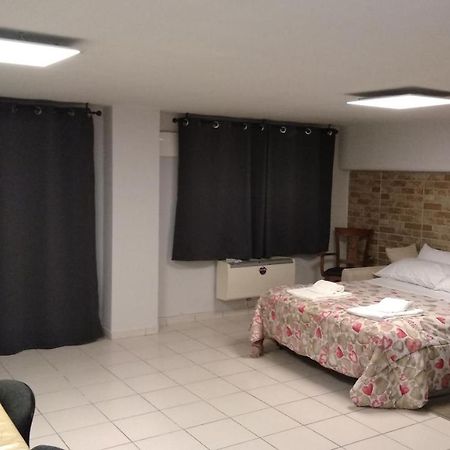 Monolocale Via Leopardi Hotel Pescara Ngoại thất bức ảnh